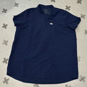 Classic Navy Blue Figs scrub top. Large.